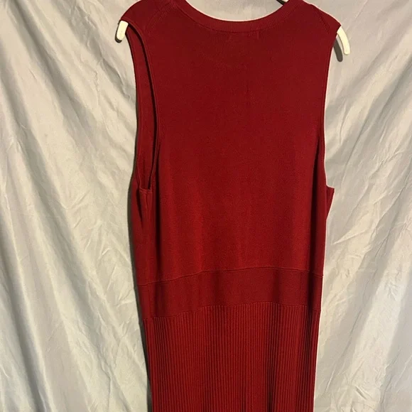 Banana Republic Rich Red Knit Top - Picture 8 of 12